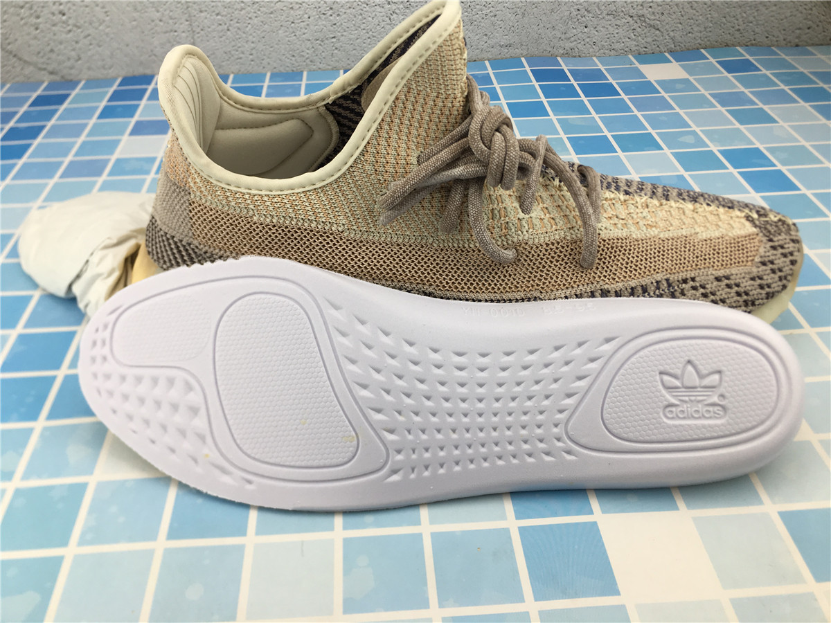 Yeezy Boost 350 V2 Ash Pearl GY7658